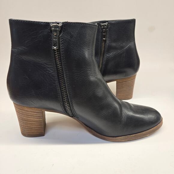 J. Crew Aggie Classic Black Leather Heeled Ankle Boot, Size 8.5, Made in Italy - Picture 1 of 10